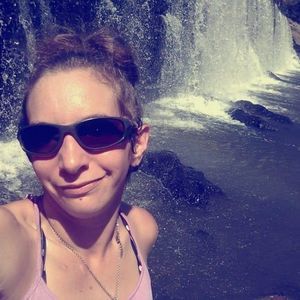 Meet your Posher, Daniela